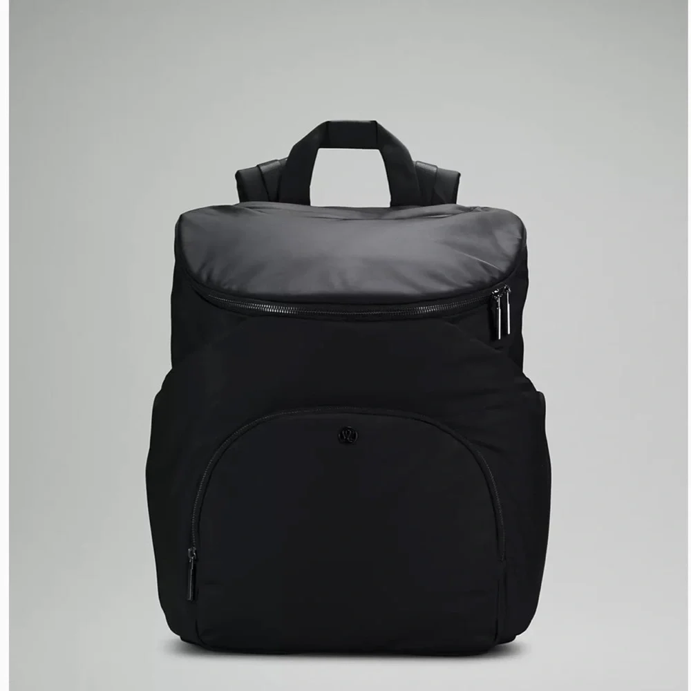 Brand new Lululemon New Parent Backpack Diaperbag 17L NWT. Can ship TODAY! - Picture 5 of 10
